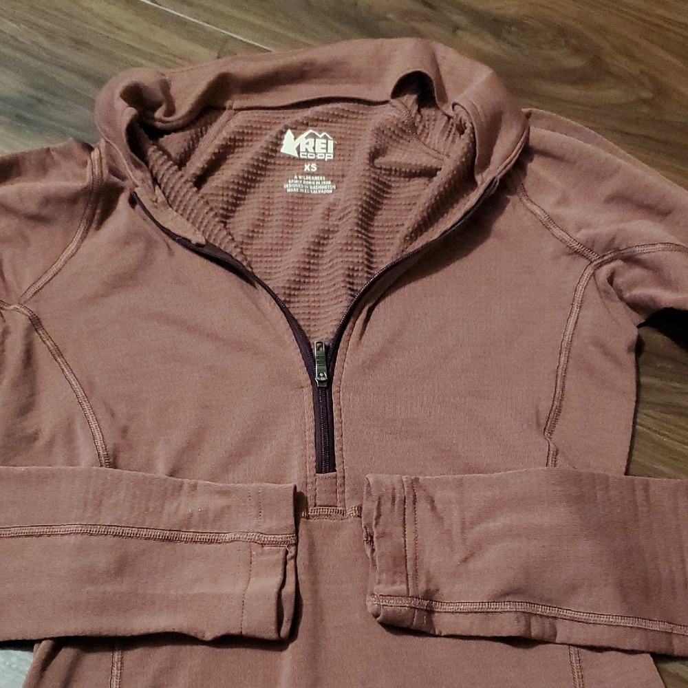 REI Women's Base Layer Quarter-Zip Sweatshirt - Picture 3 of 8